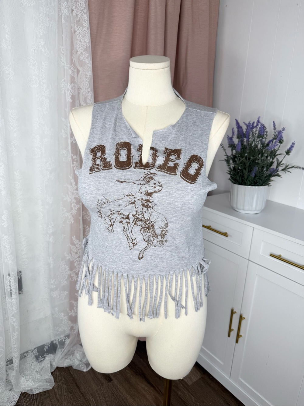 Saints and hearts Rodeo Graphic Fringe Crop Top - Gray NWOT BIN#13